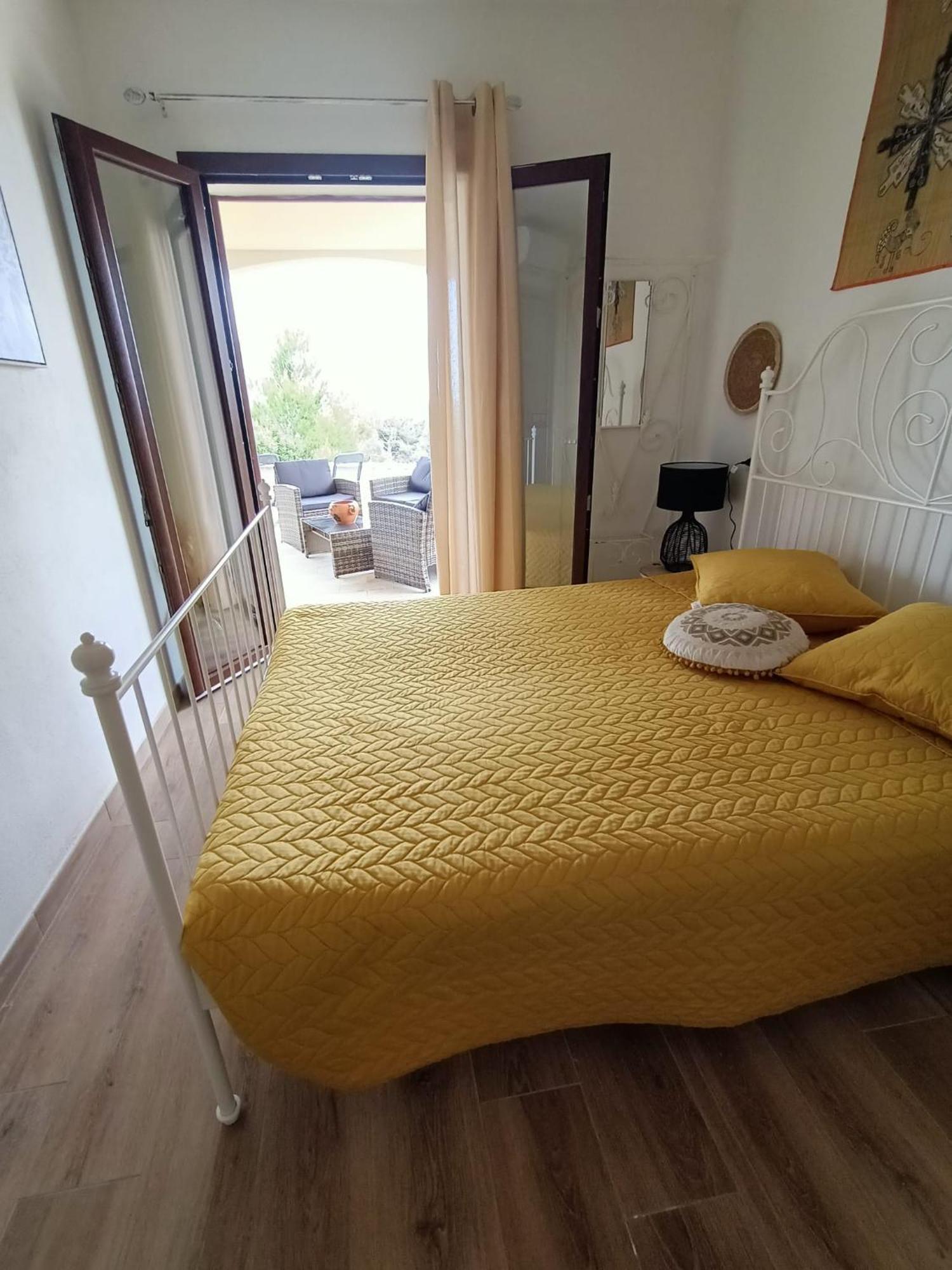 Alghero - House With Panoramic View Immersed In Full Nature Стая снимка